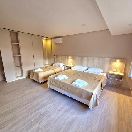 Aparthotel Complejo Tamariscos Las Grutas Esterno foto