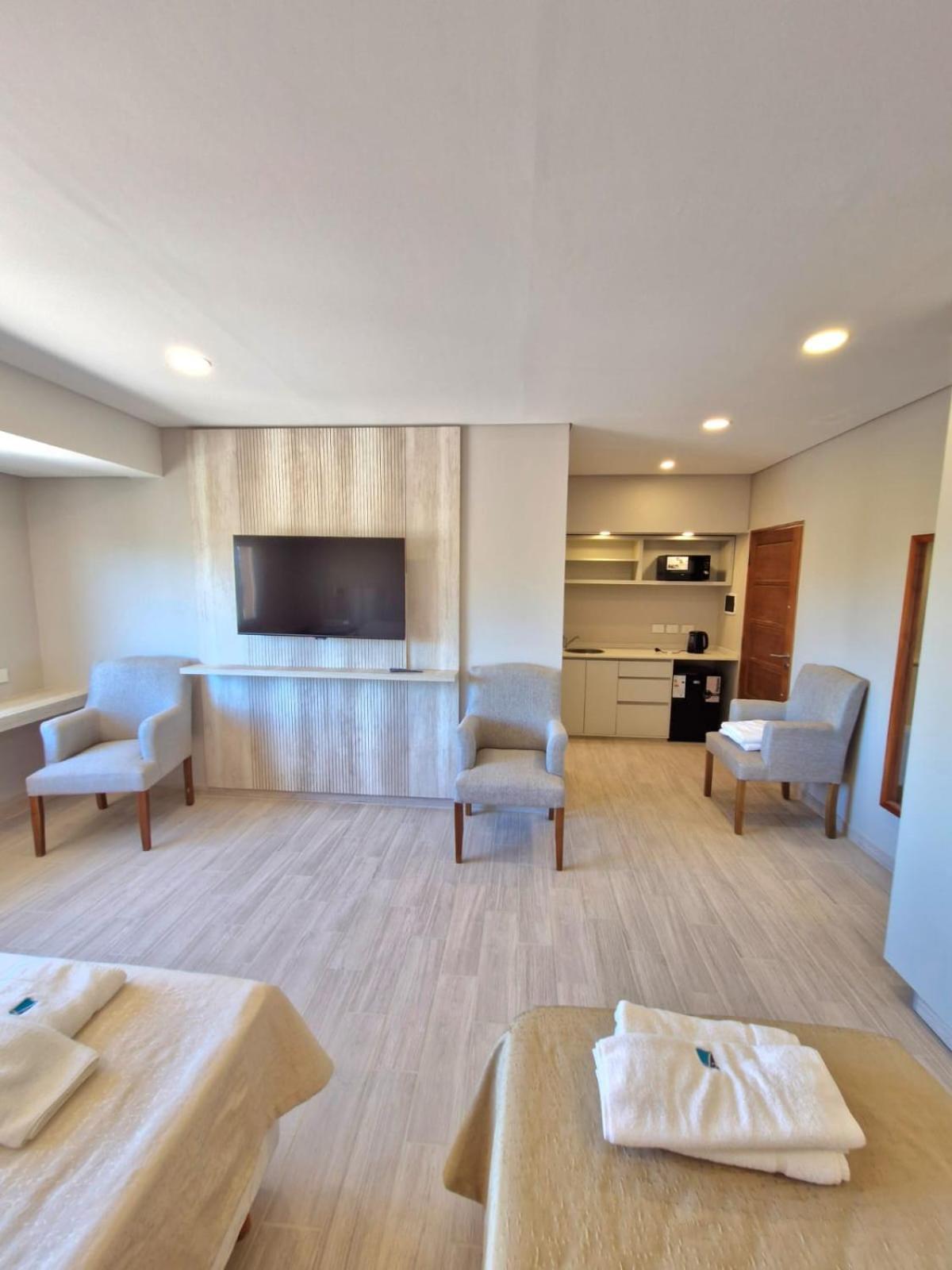 Aparthotel Complejo Tamariscos Las Grutas Esterno foto